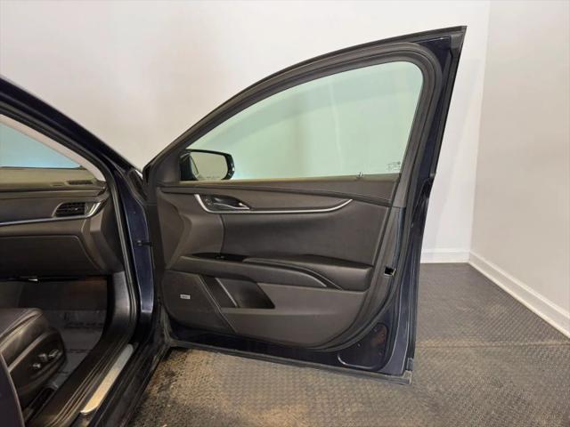 2014 Cadillac XTS Standard