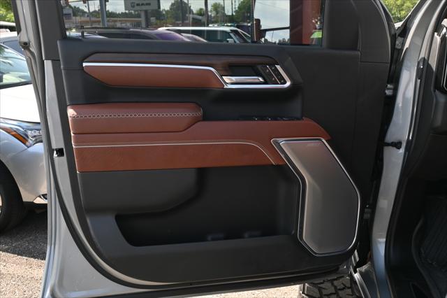2025 GMC Sierra 2500HD 4WD Crew Cab Standard Bed Denali Ultimate