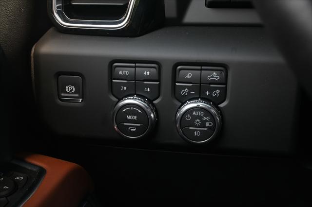 2025 GMC Sierra 2500HD 4WD Crew Cab Standard Bed Denali Ultimate