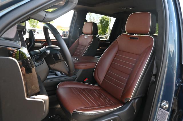 2025 GMC Sierra 2500HD 4WD Crew Cab Standard Bed Denali Ultimate