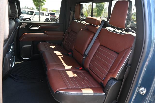 2025 GMC Sierra 2500HD 4WD Crew Cab Standard Bed Denali Ultimate