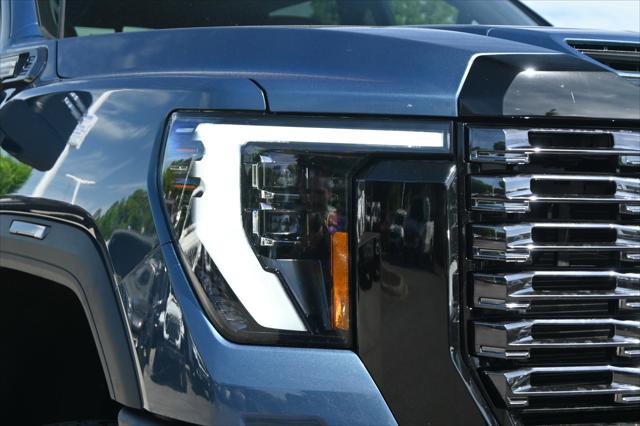 2025 GMC Sierra 2500HD 4WD Crew Cab Standard Bed Denali Ultimate