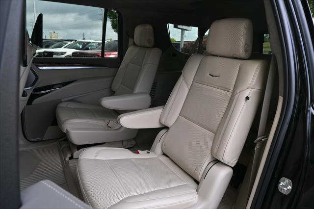 2025 Cadillac Escalade ESV Sport Platinum