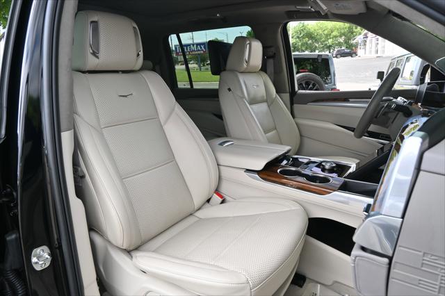 2025 Cadillac Escalade ESV Sport Platinum