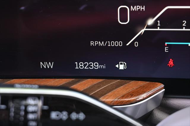 2025 Cadillac Escalade ESV Sport Platinum
