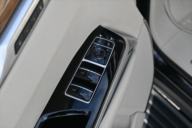 2025 Cadillac Escalade ESV Sport Platinum
