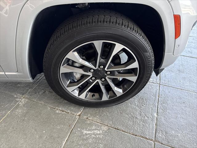 2024 Jeep Grand Cherokee Overland 4x4