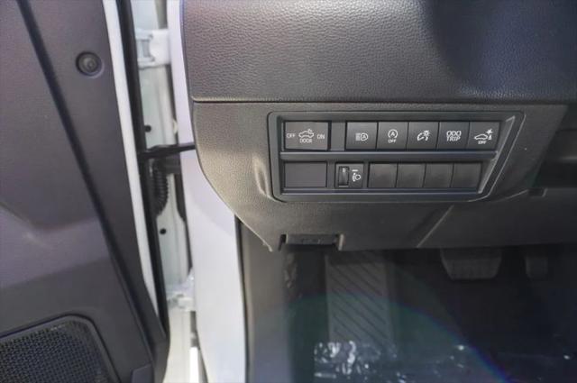 2026 Toyota Tundra SR5 CrewMax 5.5' Bed
