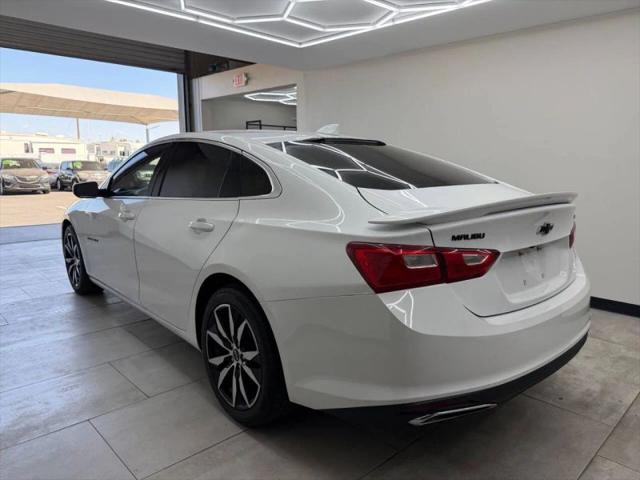 2022 Chevrolet Malibu FWD RS