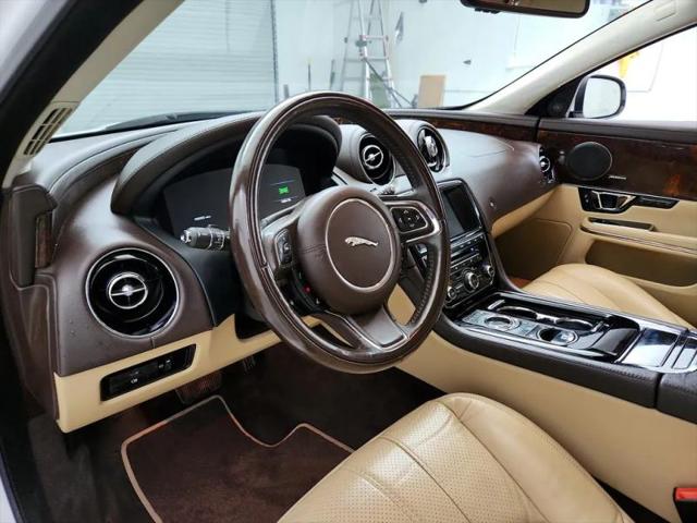 2015 Jaguar XJ XJ