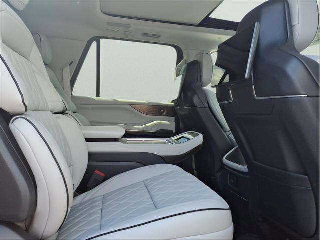 2026 Lincoln Navigator Black Label L
