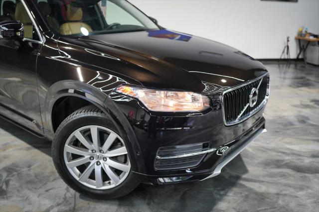 2016 Volvo XC90 T6 Momentum