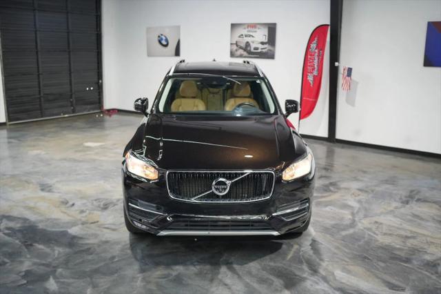 2016 Volvo XC90 T6 Momentum