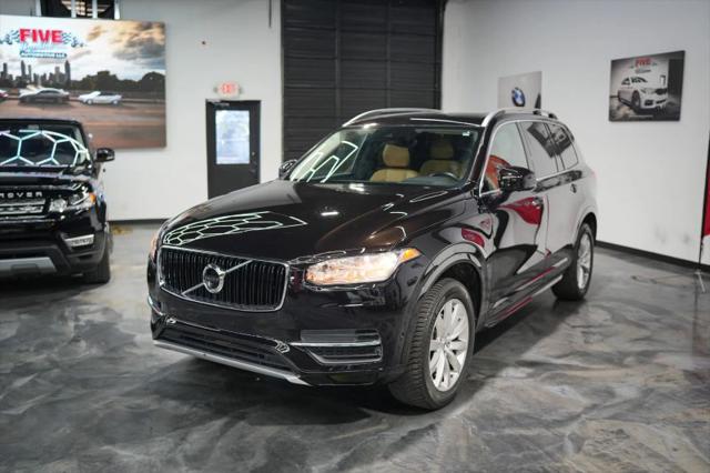 2016 Volvo XC90 T6 Momentum