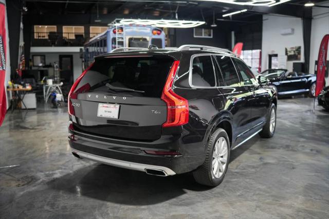 2016 Volvo XC90 T6 Momentum