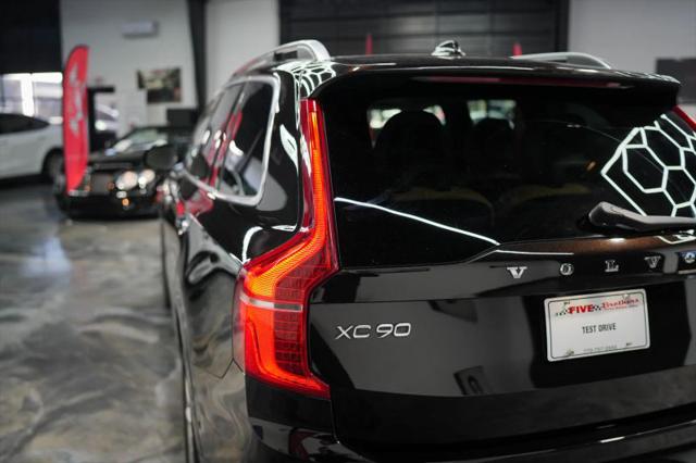 2016 Volvo XC90 T6 Momentum