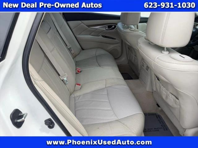 2012 INFINITI M56 M56