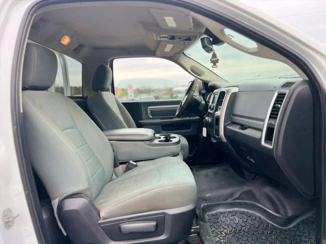 2016 Ram 4500 Chassis Tradesman/SLT
