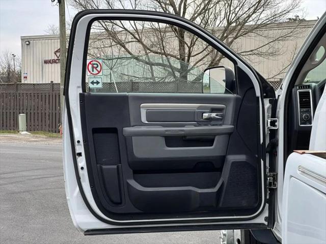 2016 Ram 4500 Chassis Tradesman/SLT