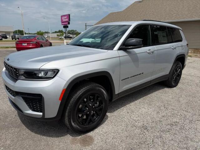 2026 Jeep Grand Cherokee L Altitude 4x4