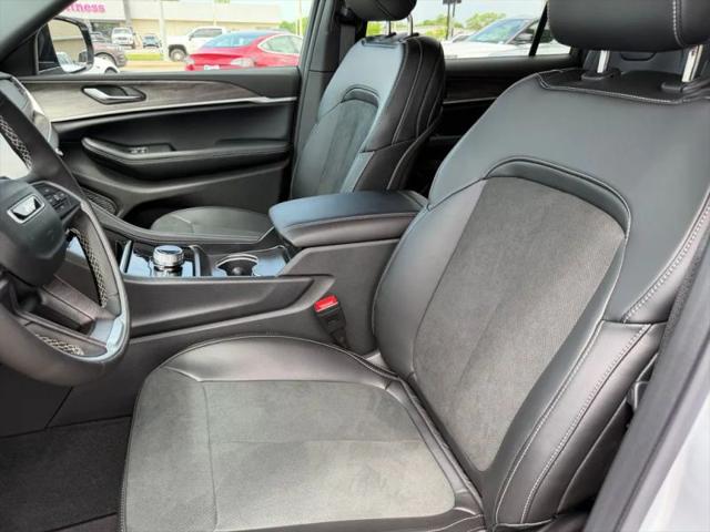 2026 Jeep Grand Cherokee L Altitude 4x4