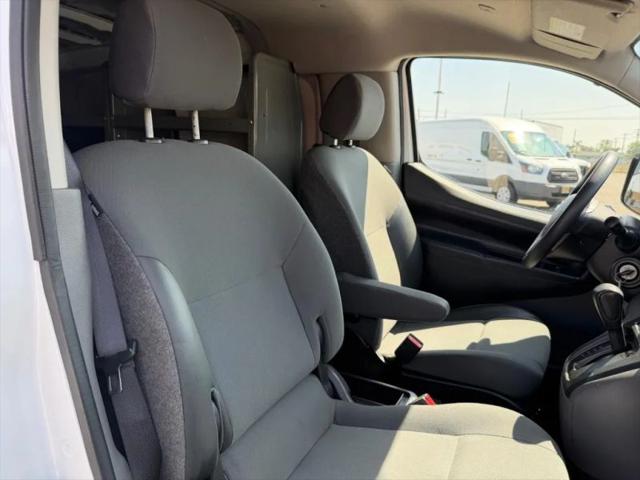 2019 Nissan NV200 S