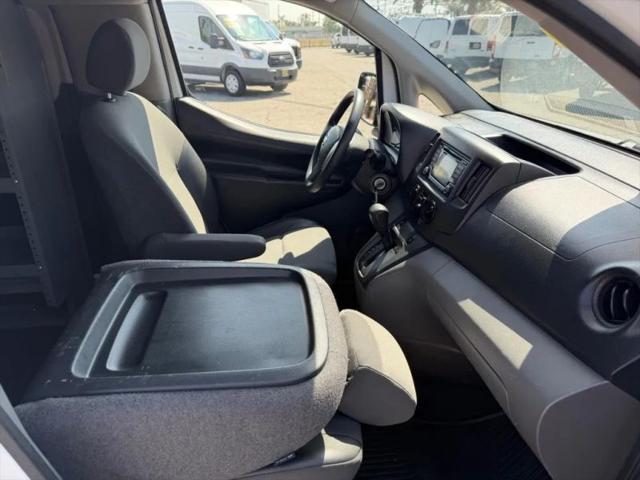 2019 Nissan NV200 S