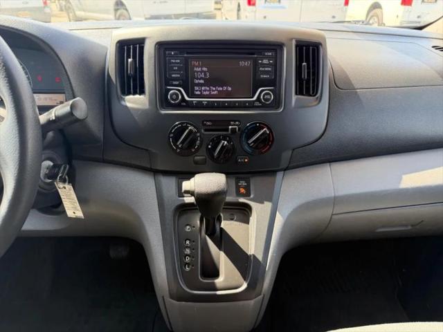2019 Nissan NV200 S