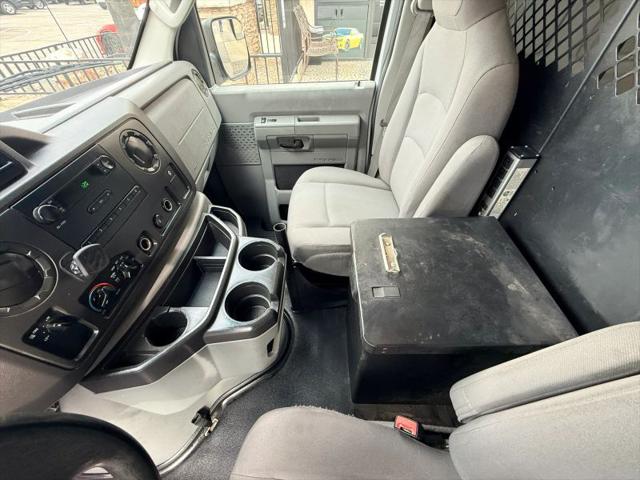 2013 Ford E-150 Base