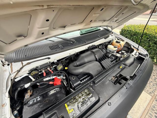 2013 Ford E-150 Base