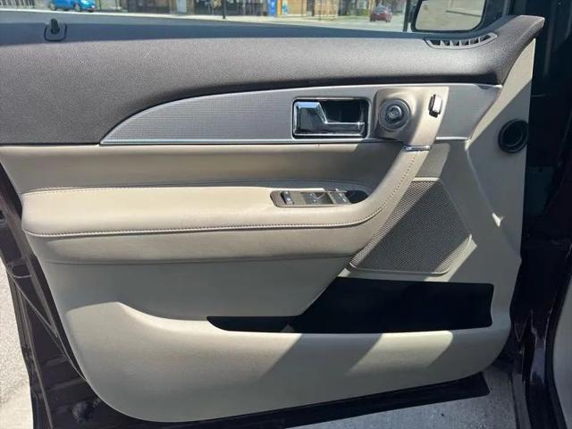 2012 Lincoln MKX Base