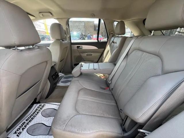 2012 Lincoln MKX Base