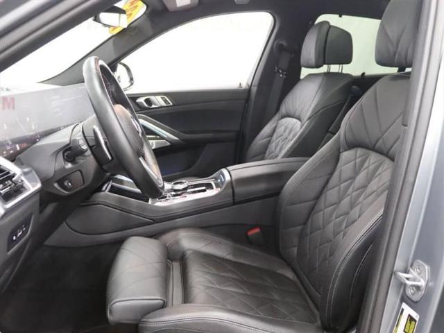 2024 BMW X6 M60i