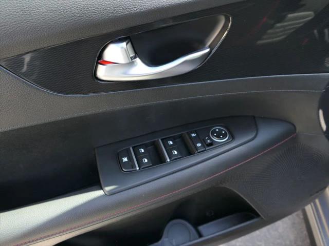 2023 Kia Forte GT Manual
