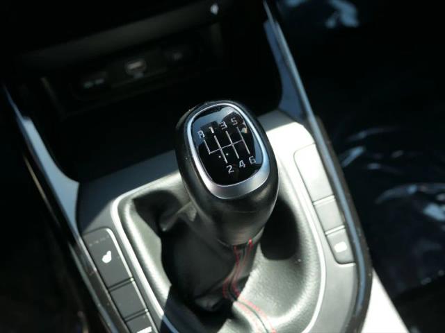 2023 Kia Forte GT Manual
