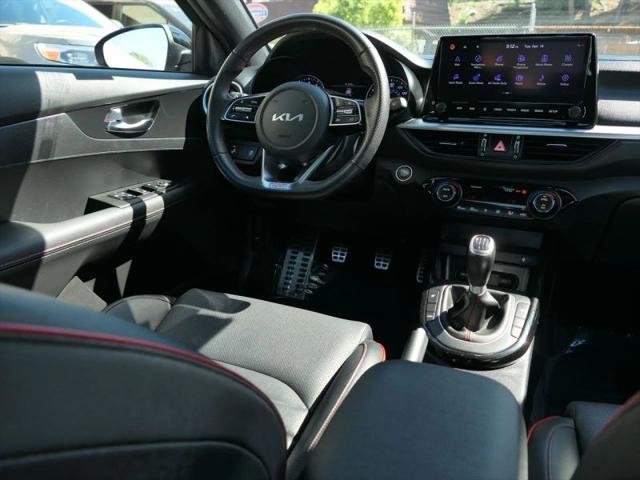 2023 Kia Forte GT Manual
