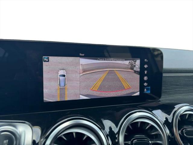 2023 Mercedes-Benz EQB 300 4MATIC