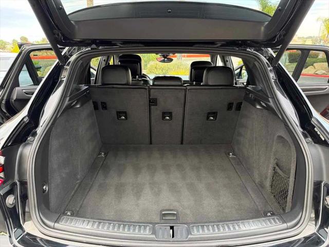 2018 Porsche Macan Base