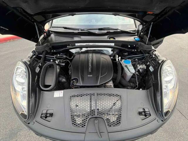 2018 Porsche Macan Base