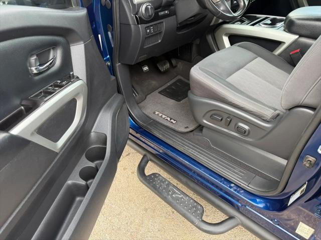 2021 Nissan Titan Crew Cab SV 4x2