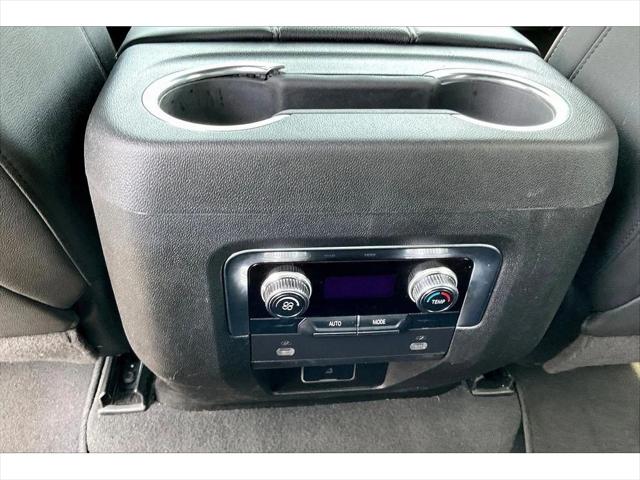 2024 GMC Yukon 2WD SLT