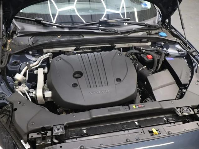 2022 Volvo S60 B5 Inscription