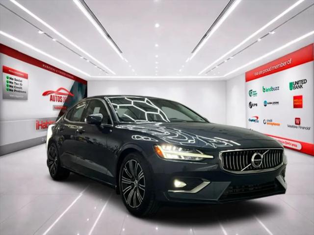 2022 Volvo S60 B5 Inscription