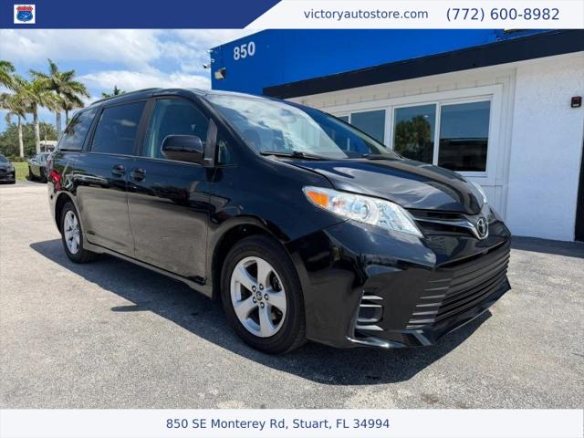 2019 Toyota Sienna LE 8 Passenger for sale in Stuart, FL