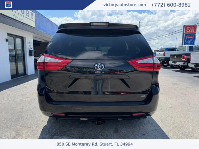 2019 Toyota Sienna LE 8 Passenger