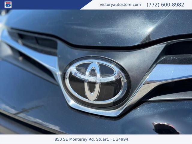 2019 Toyota Sienna LE 8 Passenger