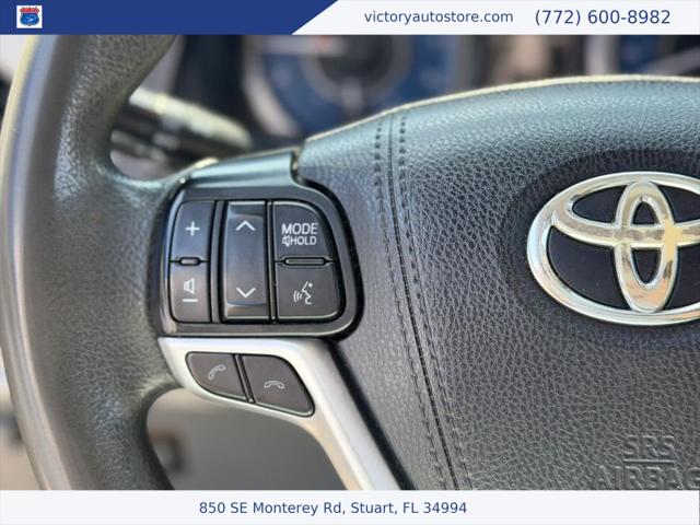 2019 Toyota Sienna LE 8 Passenger