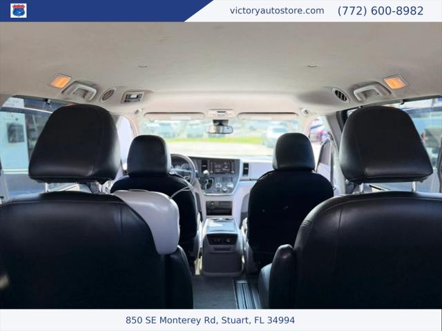 2019 Toyota Sienna LE 8 Passenger