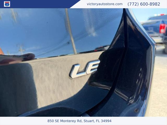 2019 Toyota Sienna LE 8 Passenger