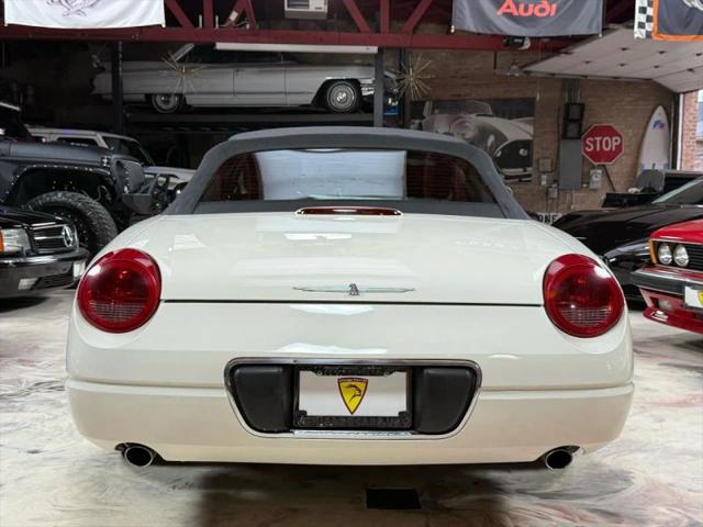 2002 Ford Thunderbird Base